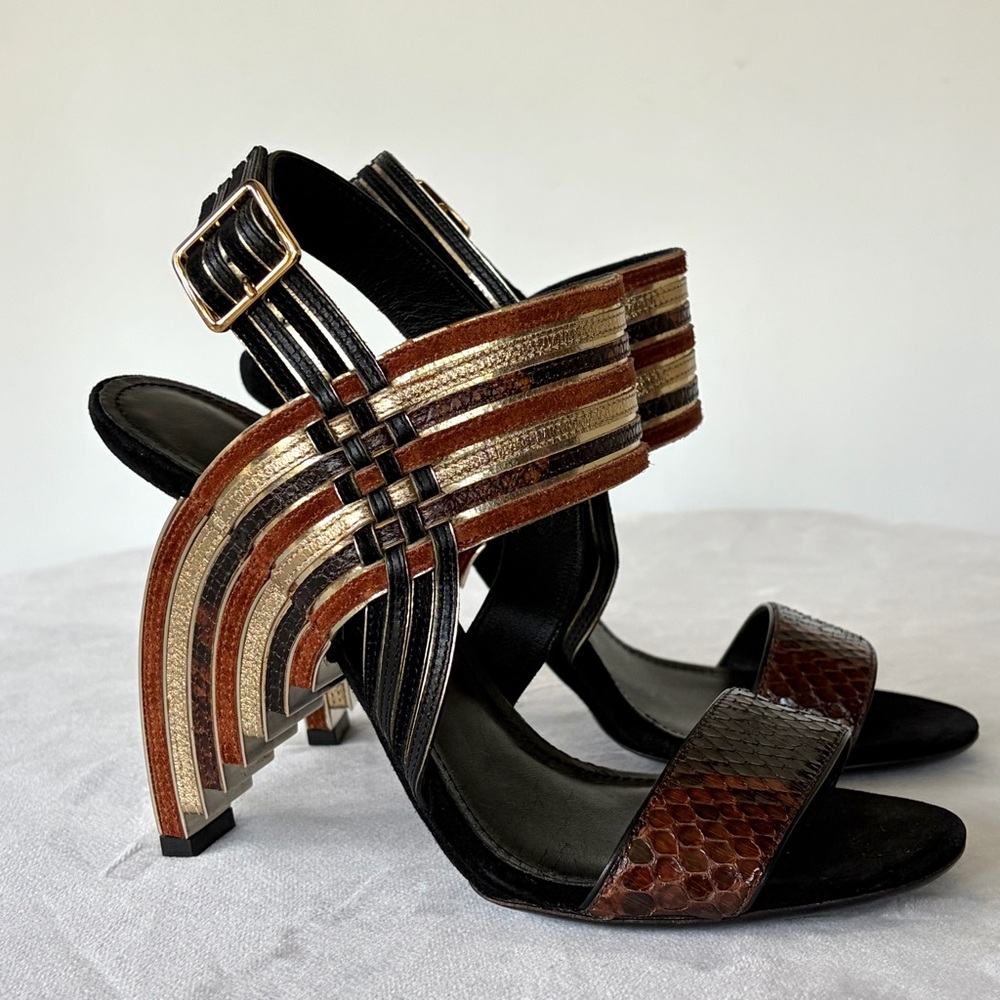 Salvatore Ferragamo Lenny F/W 2015 Runway Art Deco heels, *never worn* w/dustbag - Picture 5 of 17